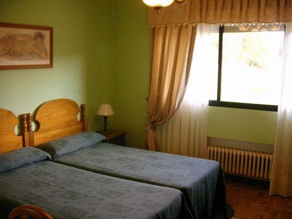 Hotel Camping Ribadesella Oda fotoğraf